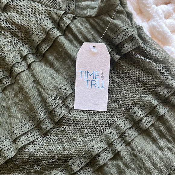 Women’s army green blouse - Picture 4 of 6